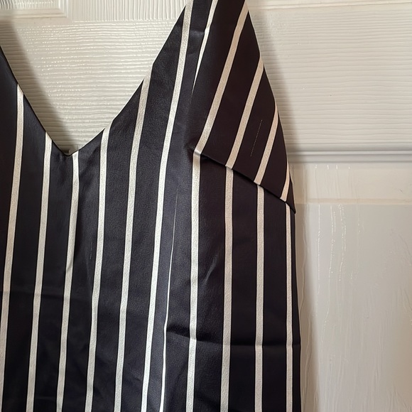 SUPERDOWN Spaghetti Strapped Tank w/ Deep V back - Picture 4 of 5